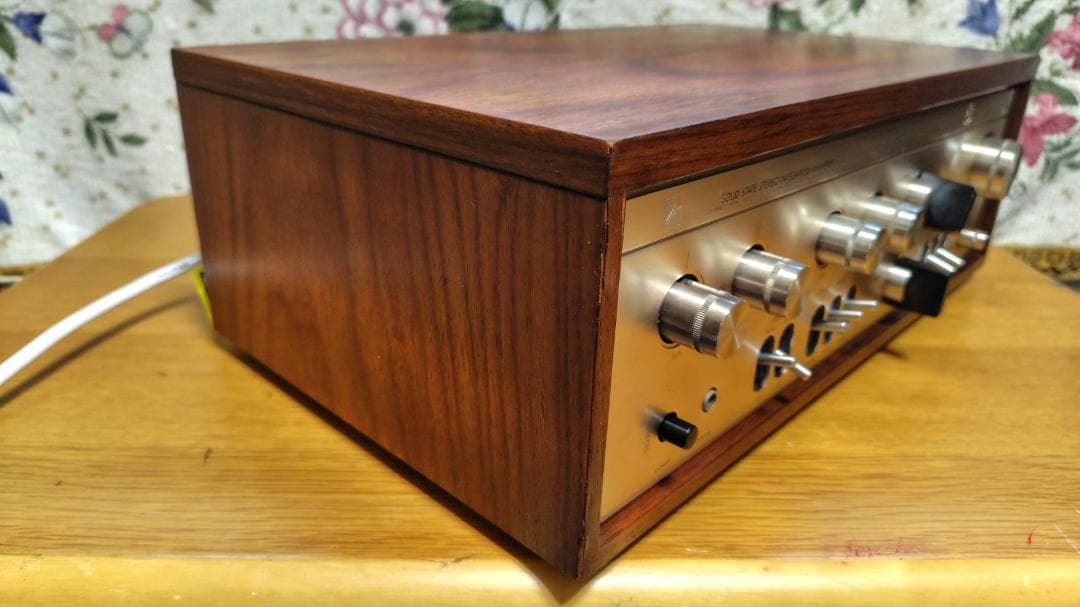 LUXMAN L-504 ステレオ プリメインアンプ インテグレーテッド