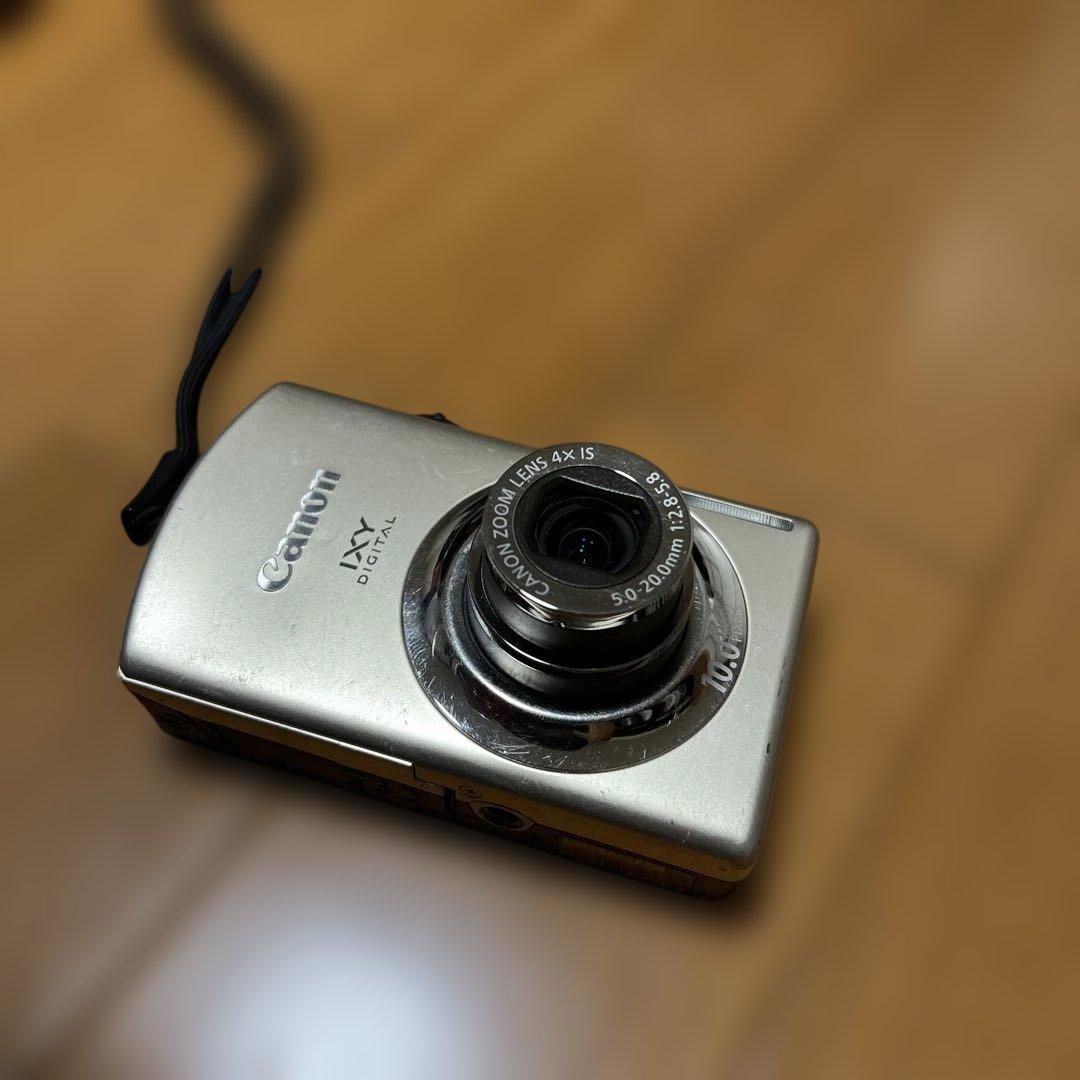 Canon IXY デジタルカメラ ケース付き