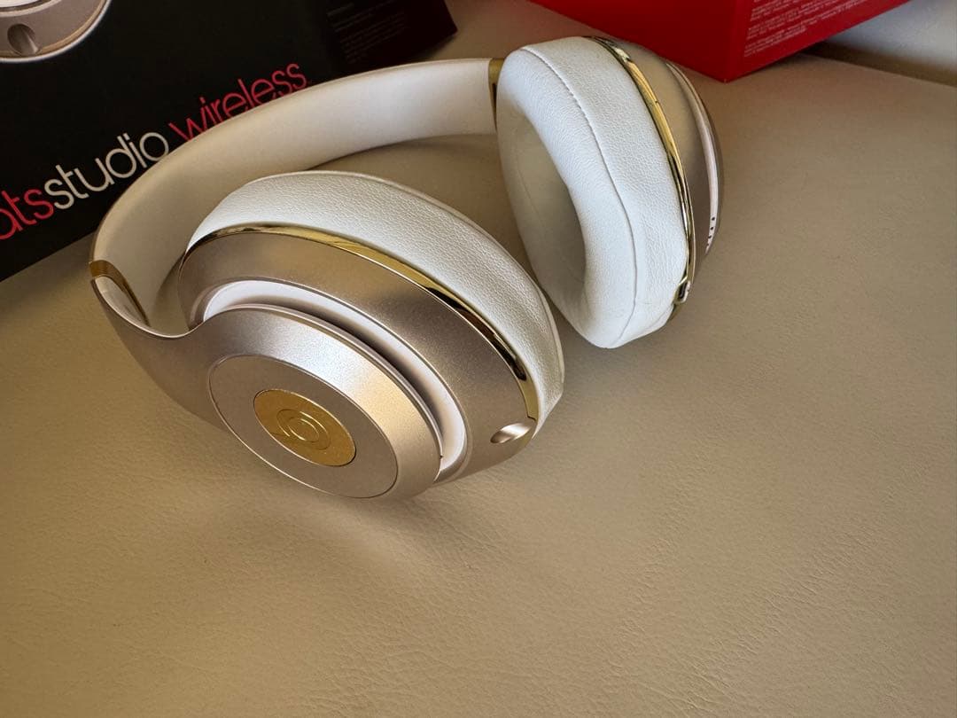 ヘッドホン Beats Studio Wireless llic Gold