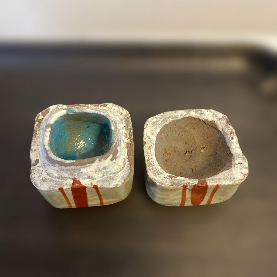 民藝　壺屋焼　やちむん　小橋川仁王　赤絵　緑釉点文　香合