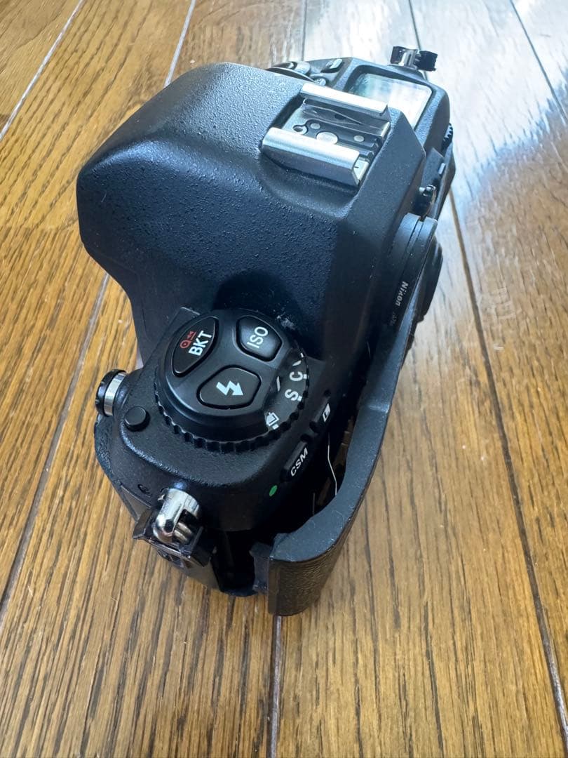 Nikon F100 フィルム一眼レフカメラ　ジャンク