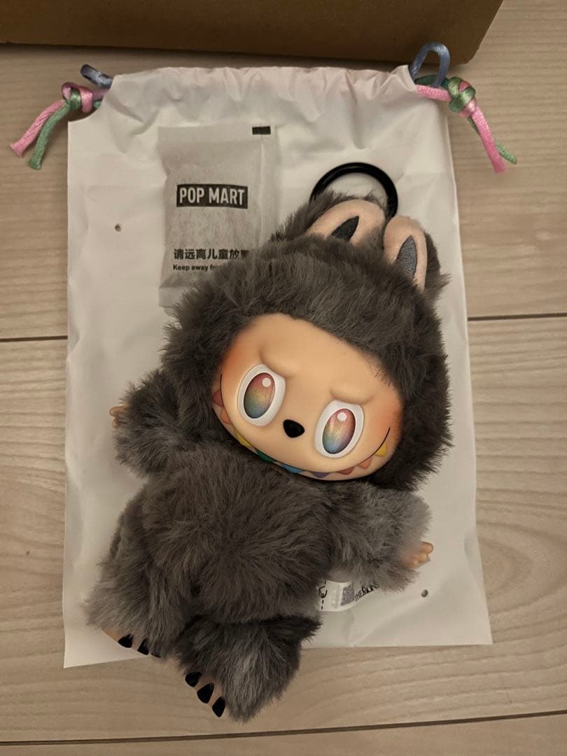 【即日】POPMART ラブブ　エナジー　ぬいぐるみ　シークレット　グレー　ID