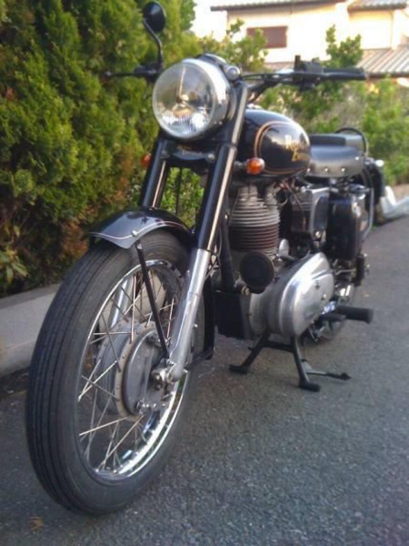 シルバー・スリーポイント・ヘッドライト・ルーカス