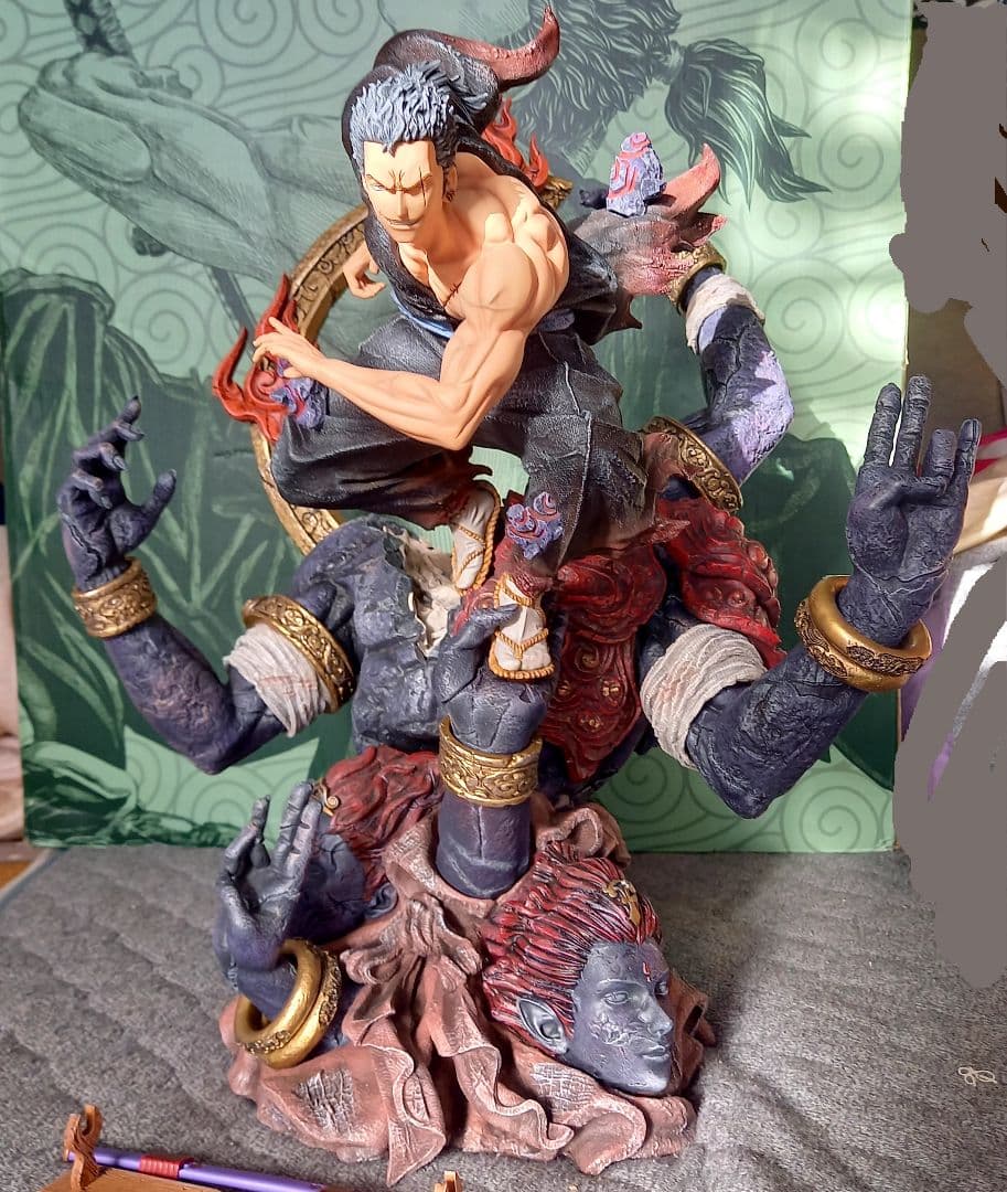 zuoban ワンピース　ゾロ　ガレージキット　フィギュア　刀等　パーツ欠けあり