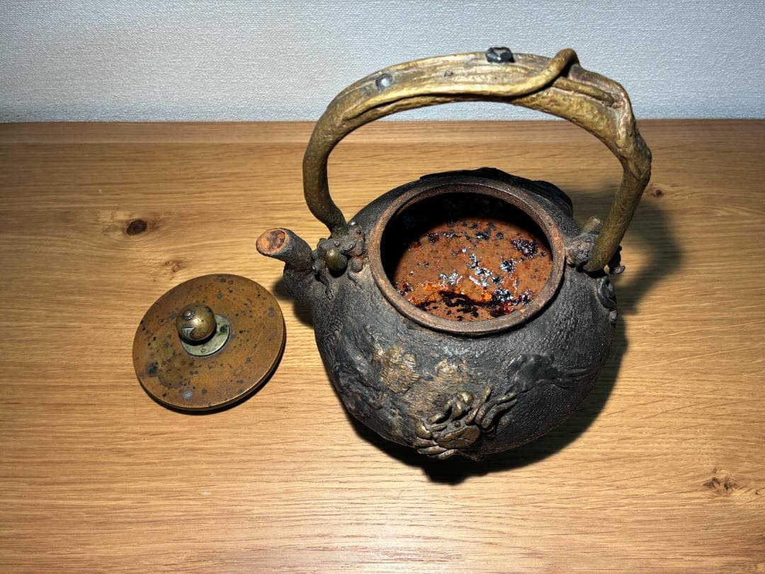 016 【希少】龍文堂 亀文堂 伝統工芸品 鉄瓶 カニ 蟹図