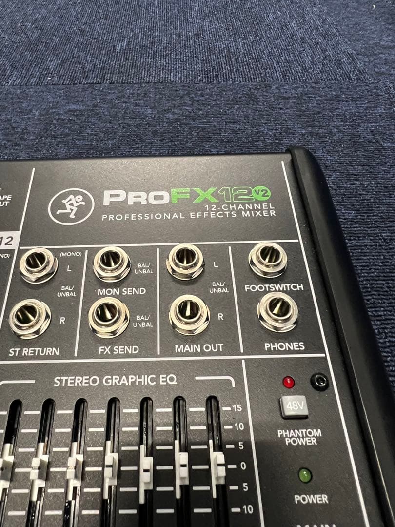 Mackie ProFX12v2 12チャンネルミキサー