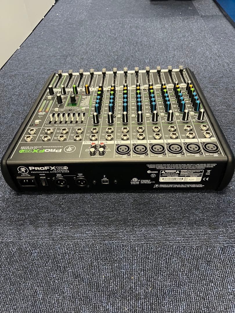 Mackie ProFX12v2 12チャンネルミキサー
