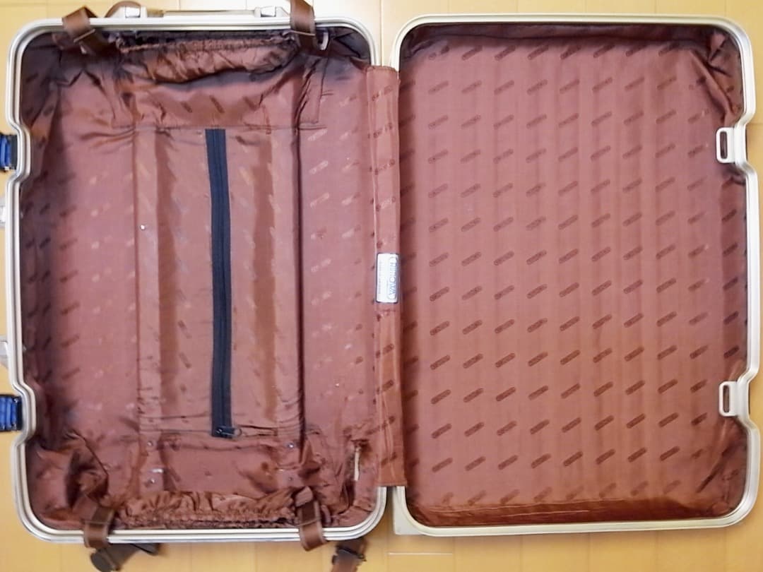 ◇リモワ トパーズ【機内持込可】ミレニアム限定モデル◇メンテ・クリーニング済み