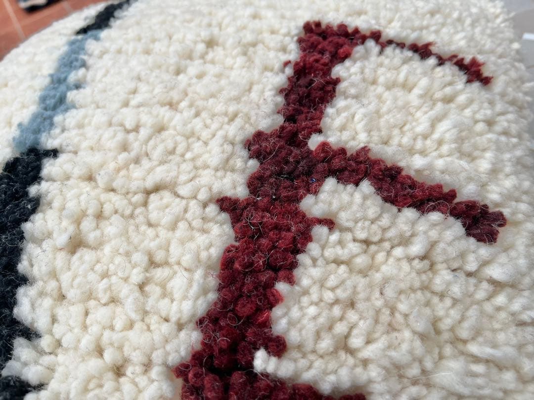 hitomi　モロッコ　アジラル　クッション　プフ　2点