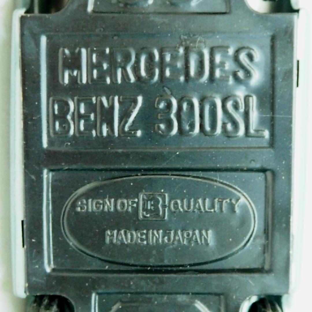 萬代屋【メルセデス ベンツ300SLソフトトップ水色】ブリキtin car 箱無