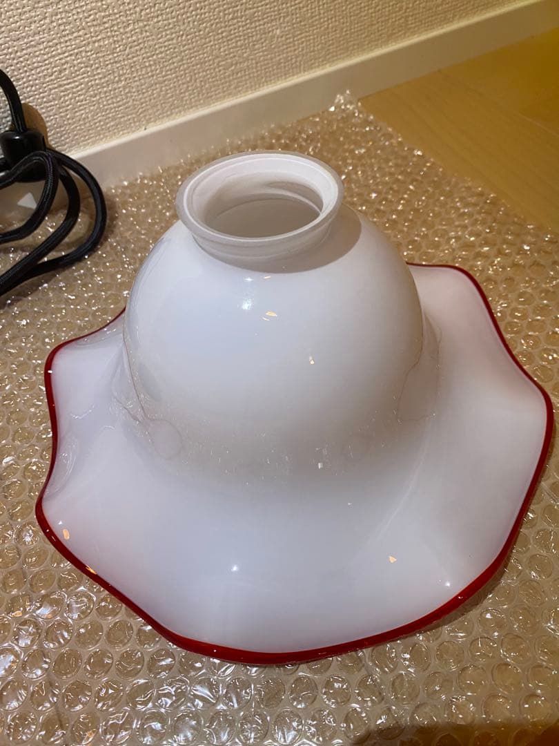 赤縁 フリル ガラス ヴィンテージ ペンダントライト