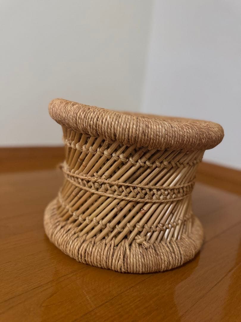 ［最終値下げ］インドの葦スツール「ムラ」