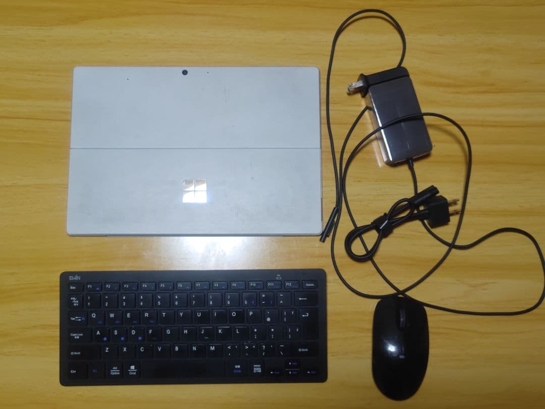 Microsoft Surface Pro 7 画面フリッカーあり/ジャンク