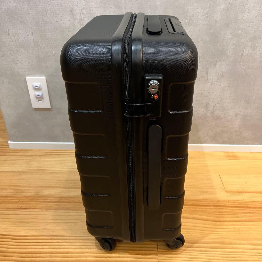 無印良品　キャリーバーの高さを自由に調節できるハードキャリー　黒　33L 鍵付き