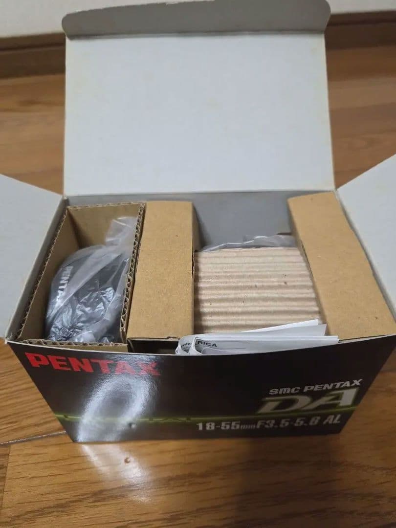 PENTAX istDs デジタル一眼レフカメラ 本体とレンズ付き