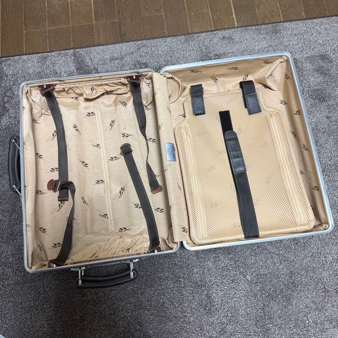 リモワ　キャリーケース　クラシックフライト　S