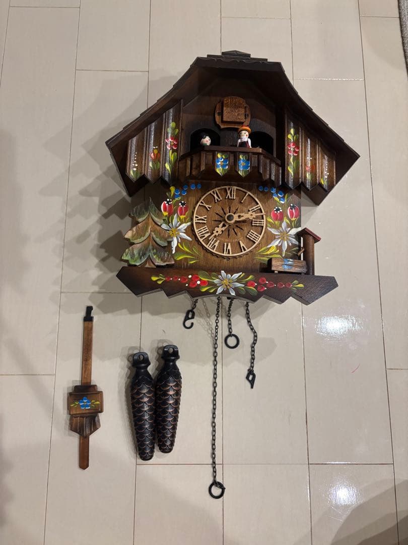 バーニーズ 　クォーツ式　鳩時計　森の時計山小屋クロック430-6QMT