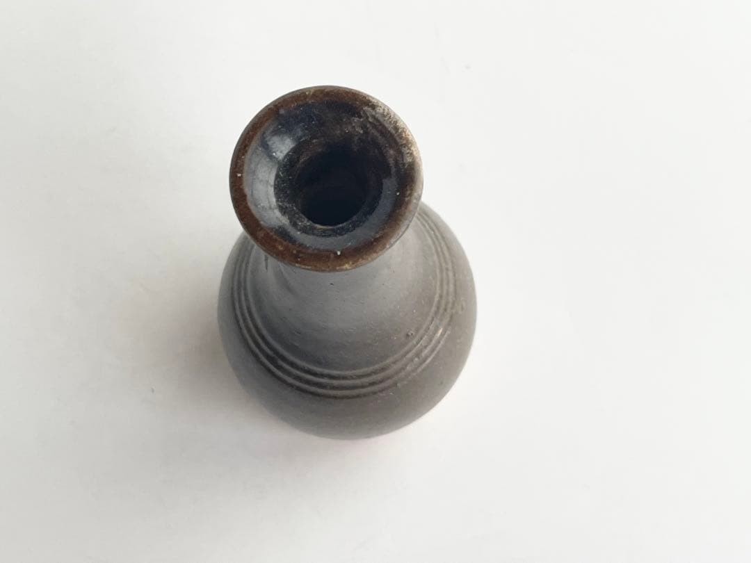 骨董　アンティーク　琉球古陶　沖縄　酒器　褐釉徳利　一輪挿し　渡名喜瓶　嘉瓶