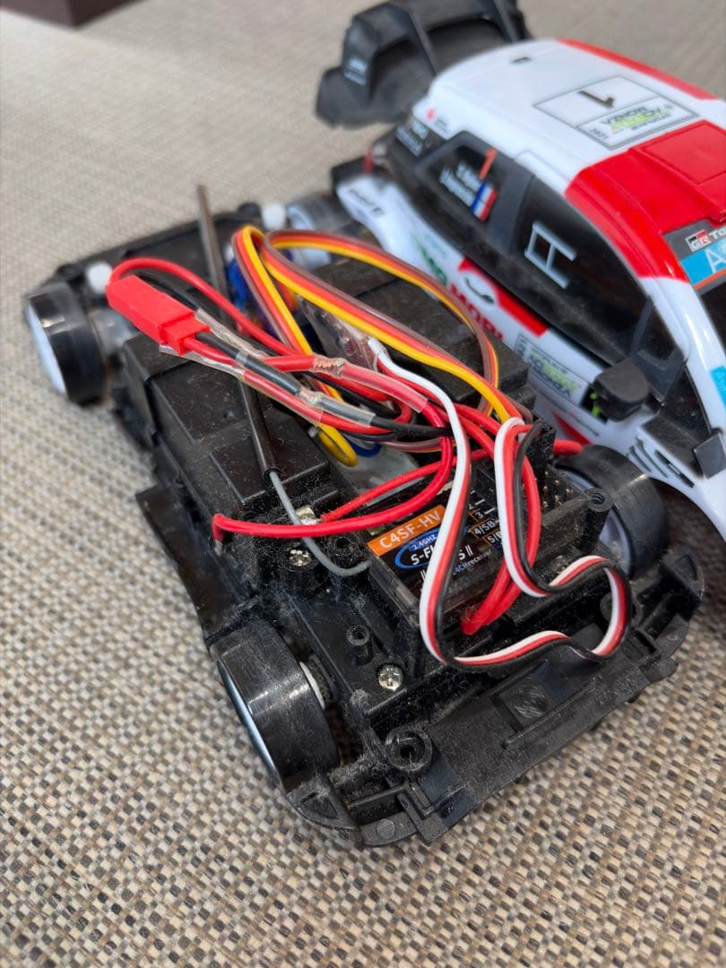 ジョーゼンドリフトヤリス　魔改造ラジコンカー