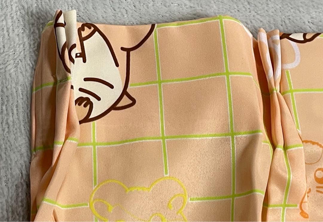 ２７袋　ハム太郎　カーテン　２枚セット　＆ＰＩＺＺＡ➖ＬＡマグカップ