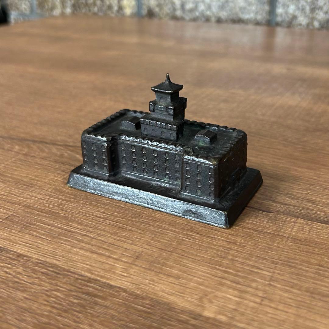 戦前 満州帝国 日本軍 三菱康徳会館 新築記念 文鎮 康徳2年 昭和10年 歴史