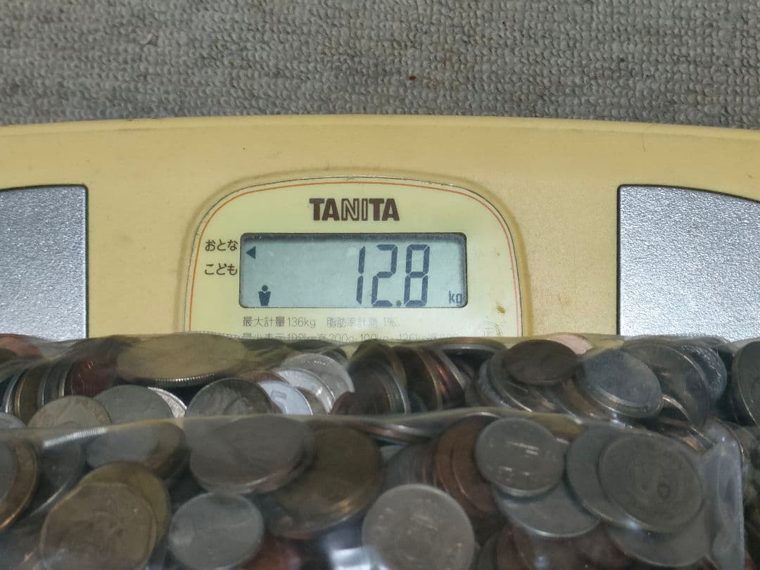外国まとめ　アルバム　約15kg　外貨　外国硬貨　　硬貨　古銭