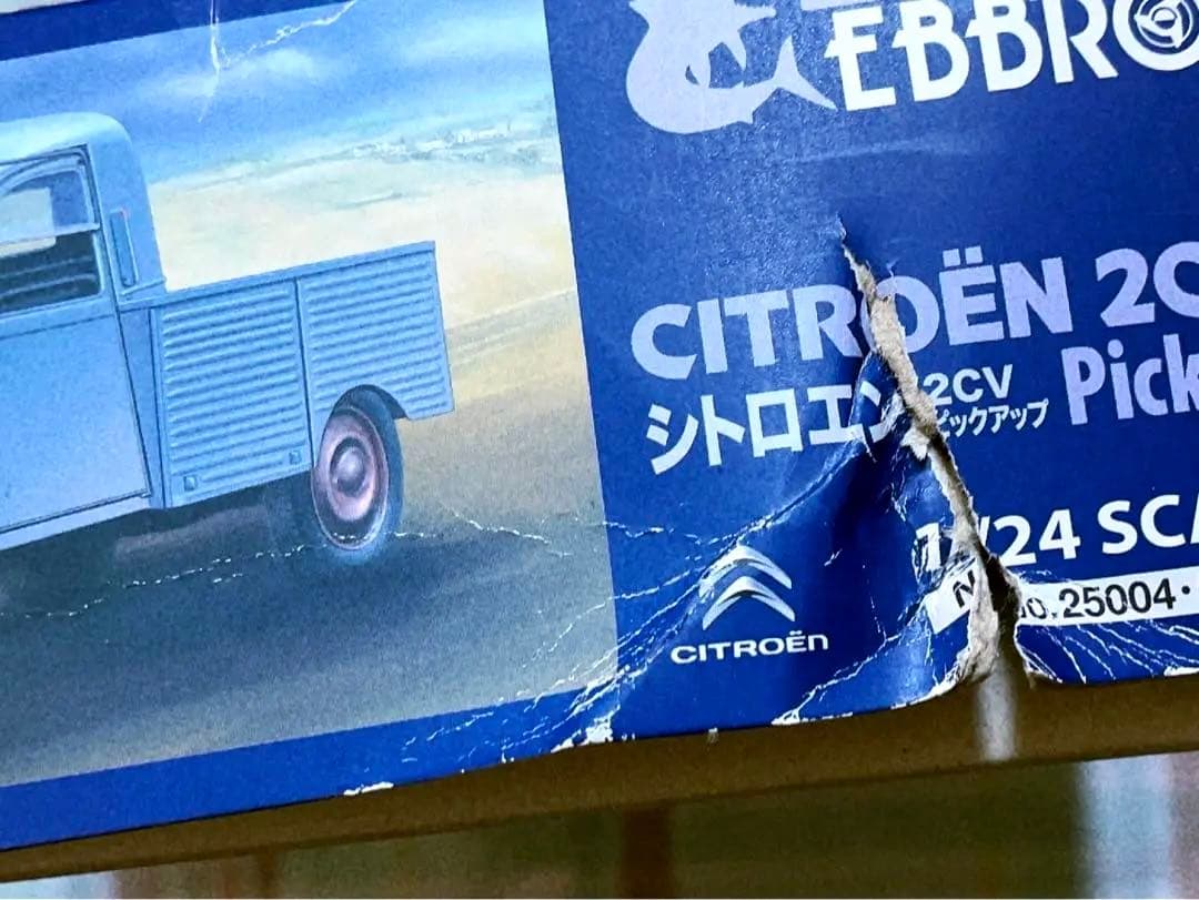絶版 エブロ 1/24 シトロエン 2CV ピックアップ トラック