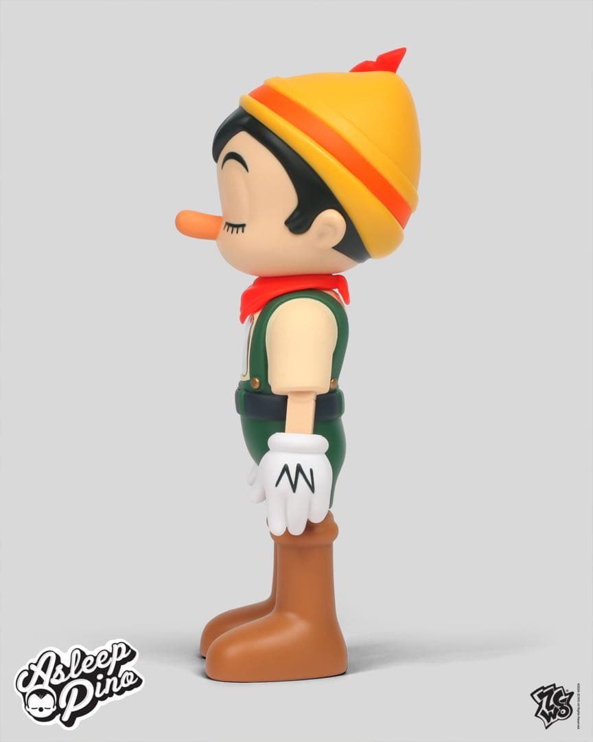 アスリープ・ピノ　眠っている　ポップカルチャー　アートトイ　フィギュア　ZCWO