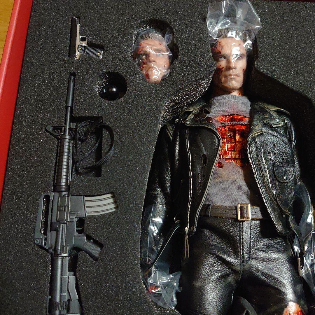 こぶたマンボ商品 ホットトイズ ターミネーターDBver 2.0 1/6