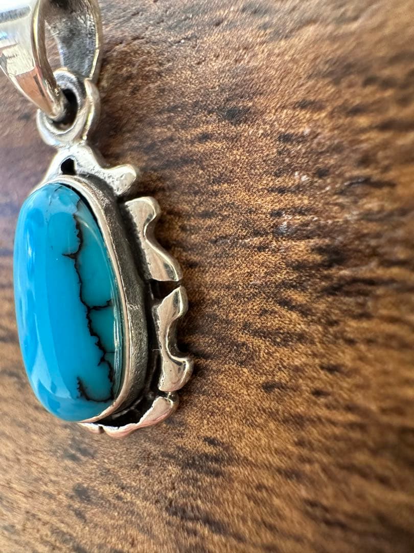 90s インディアンジュエリー　ターコイズ　シルバー925 ペンダント　ナバホ族
