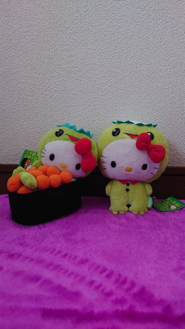 限定ハローキティ 寿司デザインぬいぐるみ