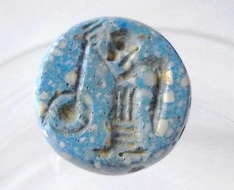 ★E1402★ 古代石 (219) 有翼神　アミュレット印章　精霊　焼成物