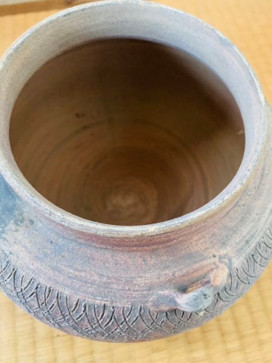 かなり古い二耳壺