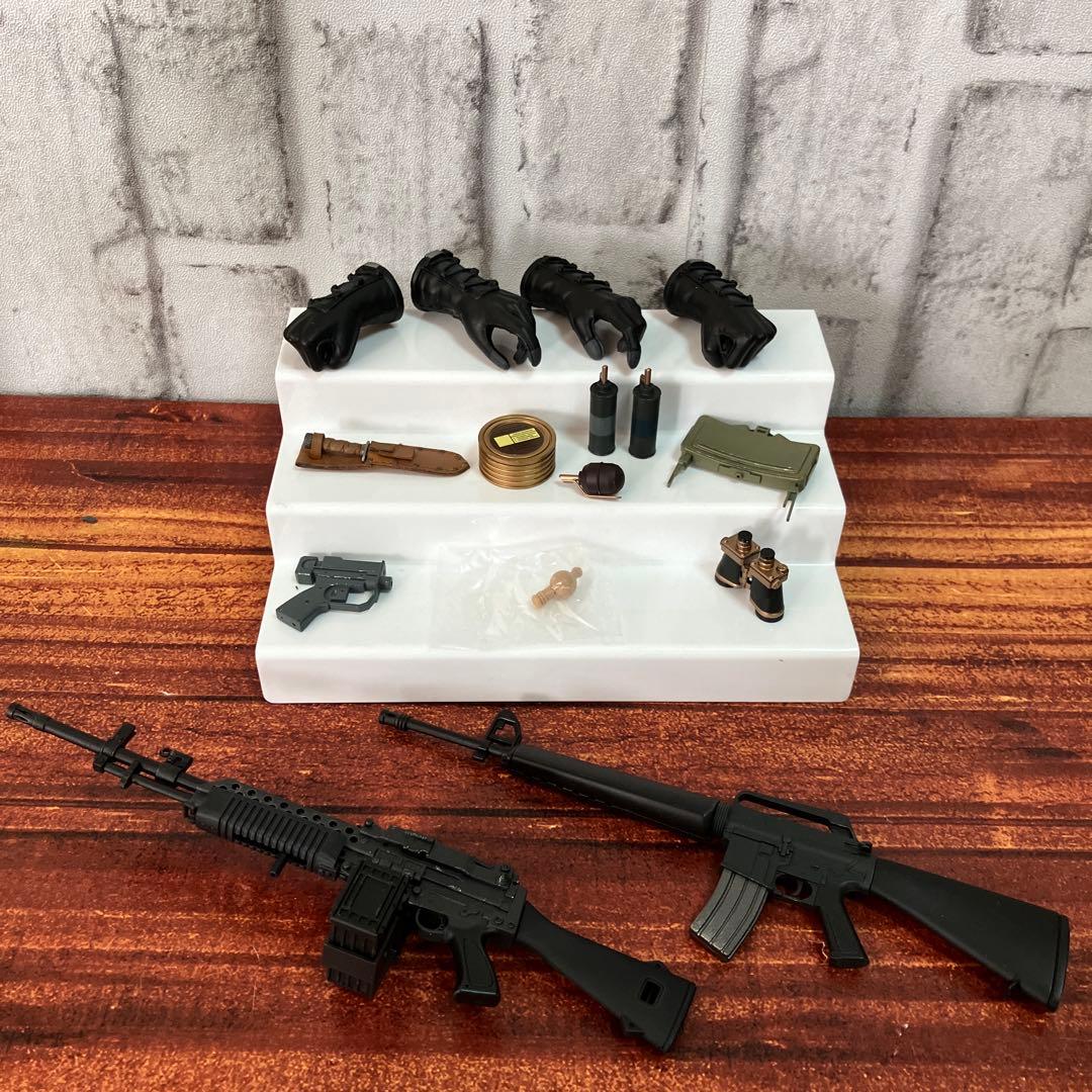 RAH メタルギアソリッド3 ネイキッド・スネーク1/6スケールフィギュア