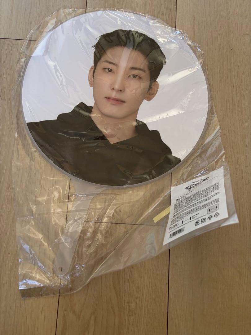 seventeen ウォヌ　うちわ　トレカセット