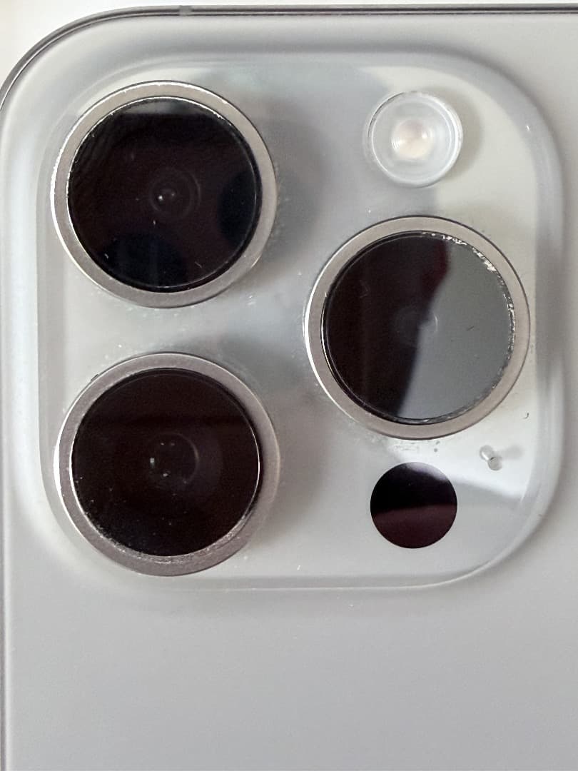 iPhone 15 Pro 256GB ナチュラルチタニウム SIMフリー89%