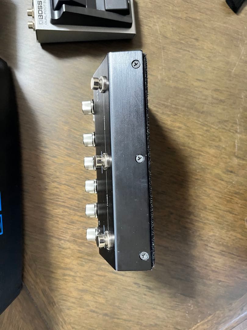 BOSS GT-1000CORE FS-7付属