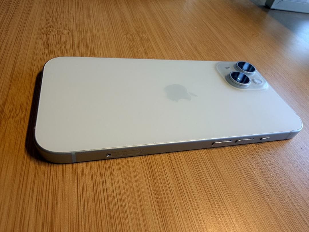 iPhone15 128gb バッテリー85％