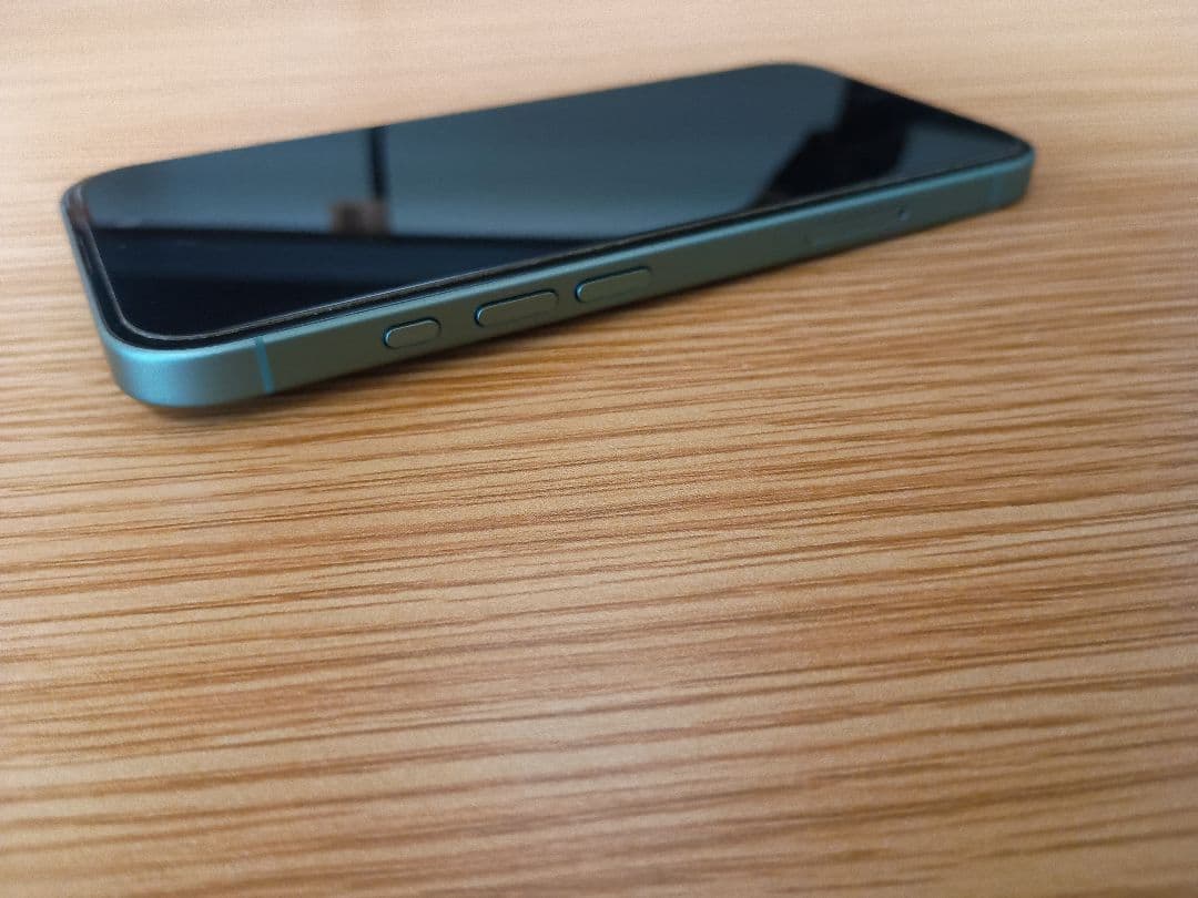 にし様　購入決定済　iPhone16　128GB　ティール