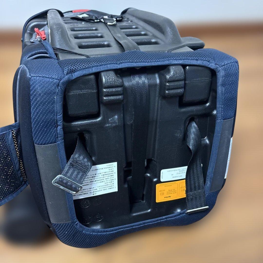 アップリカ　エアグルーヴ　ジュニアシート ネイビー