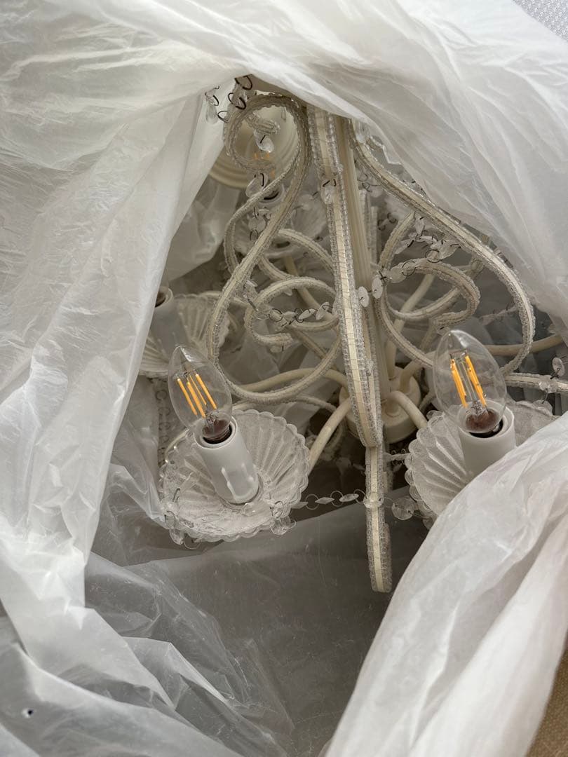 ホワイトシャンデリア