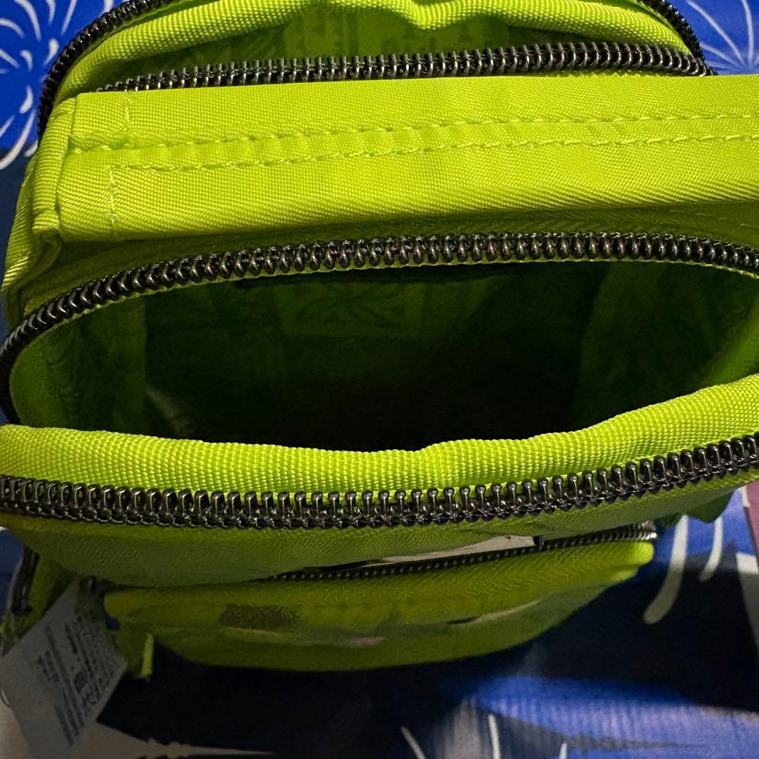 アウラニディズニー　オルメル　ショルダーバッグ　ポーチ