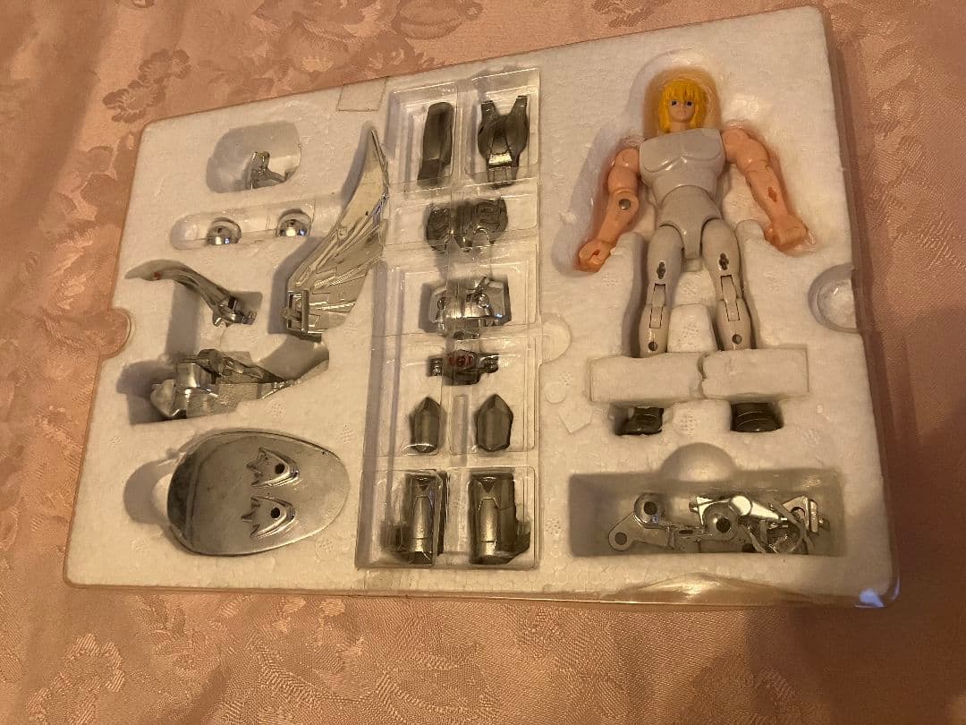 バンダイ 聖闘士聖衣大系 聖闘士星矢 新生キグナスクロス