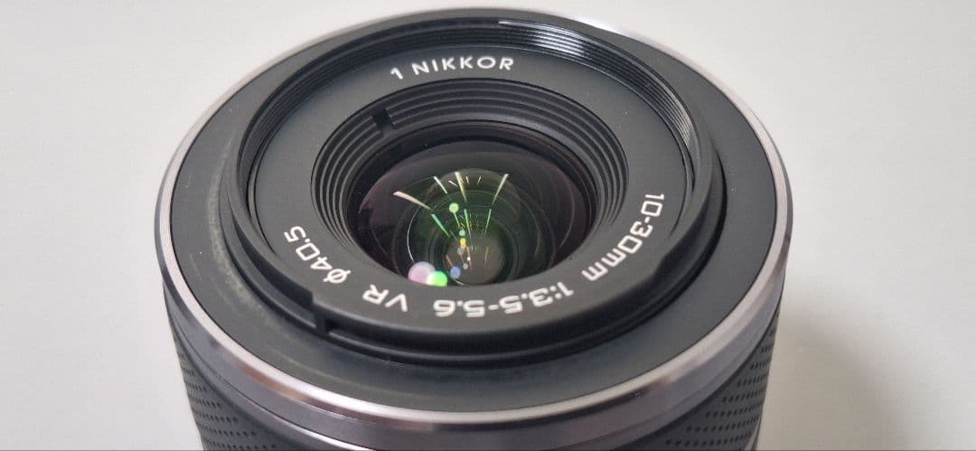 美品 Nikon 1 NIKKOR 10-30mm f/3.5-5.6 VR