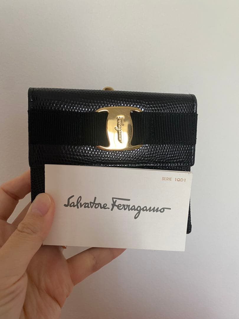 サルヴァトーレフェラガモお財布 Ferragamo