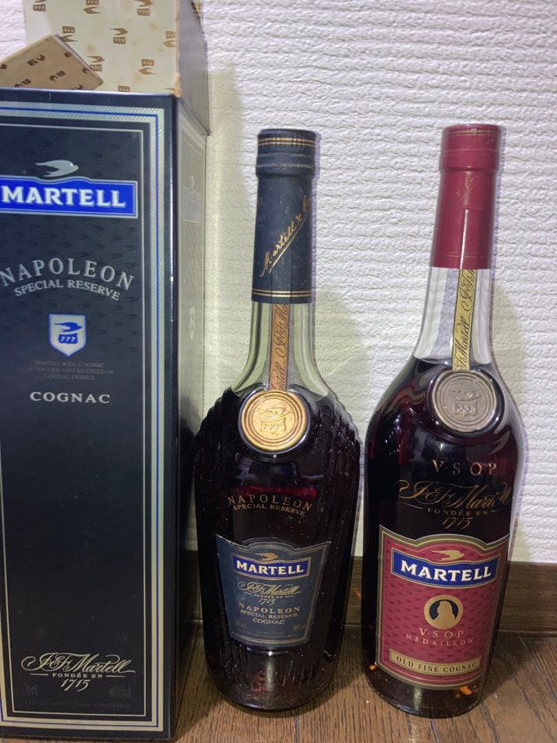 マーテルvsopメダイヨン2本セット