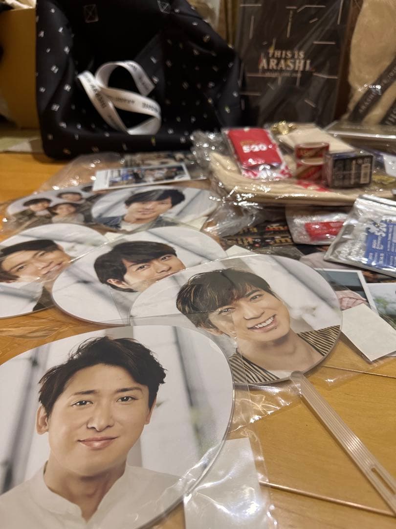 嵐 【バラ売り、値段等コメントお待ちしてます】 おまけで公式写真数枚付けます