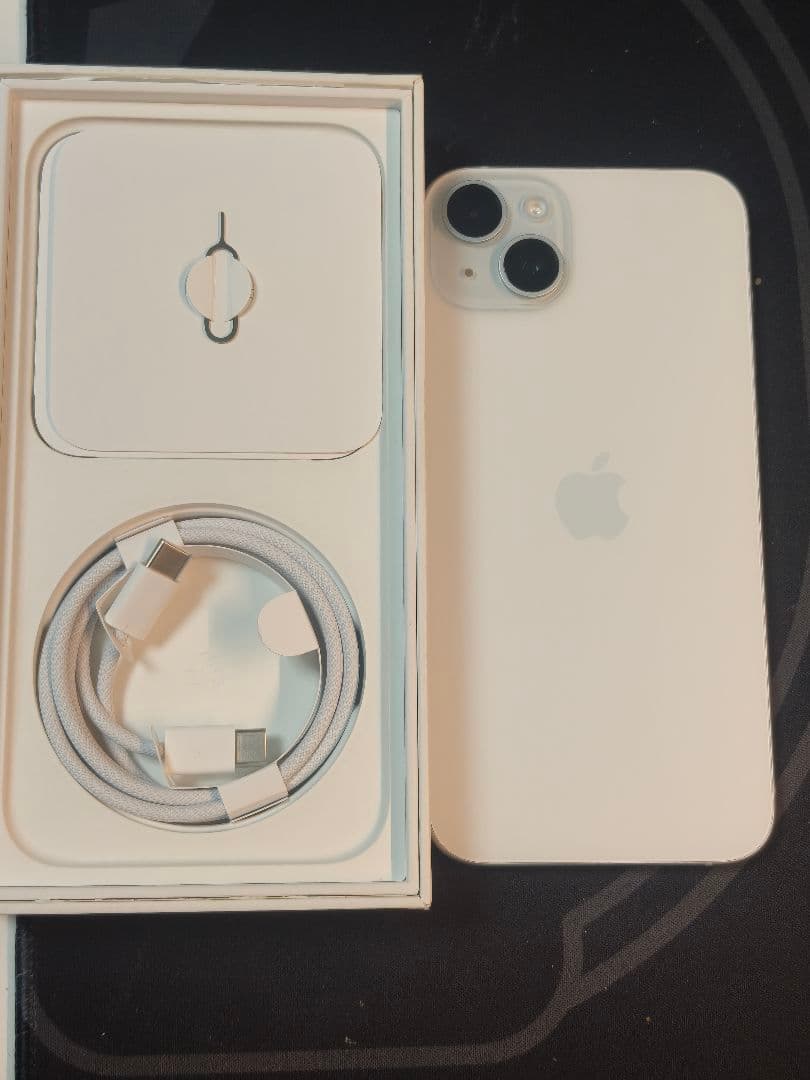 Apple iPhone 15 plus 256GB 美品