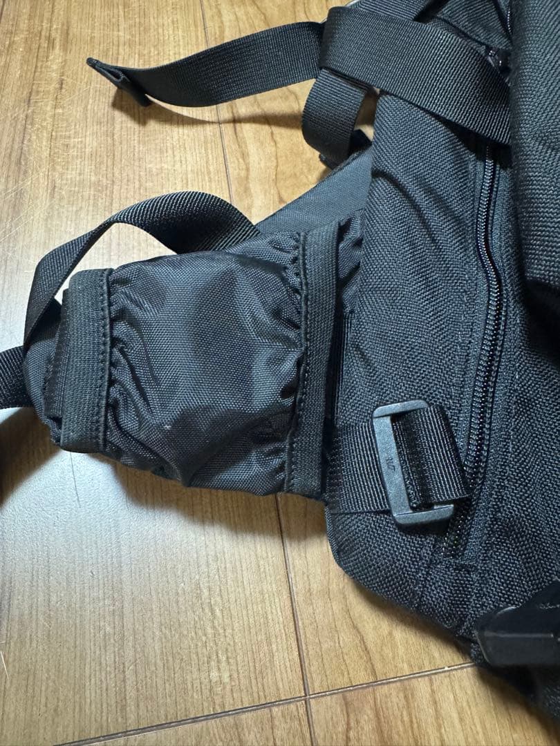 used 米軍放出品 CAMELBAK製 キャメルバック 黒 ハイドレーション