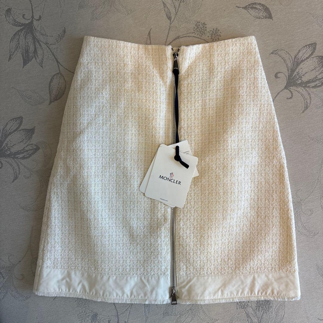 【値下げ交渉可】MONCLER ホワイト スカート 38 新品